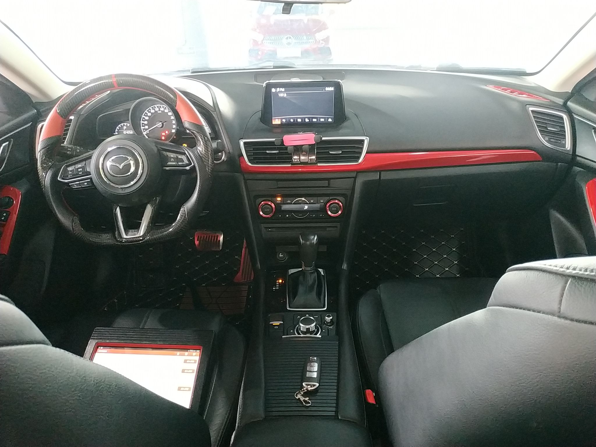 马自达 昂克赛拉 2017款 三厢 2.0L 自动尊贵型 国VI