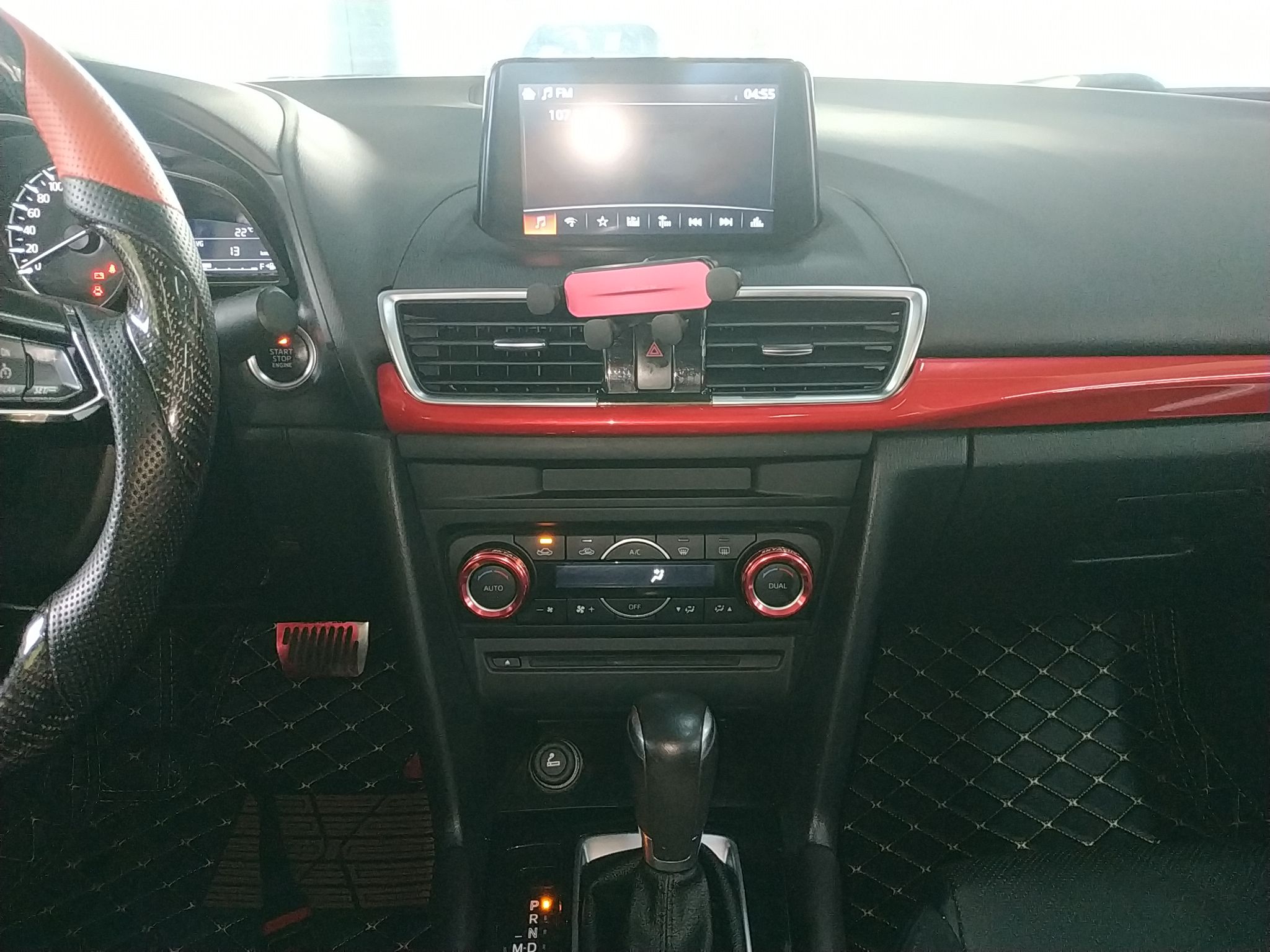 马自达 昂克赛拉 2017款 三厢 2.0L 自动尊贵型 国VI