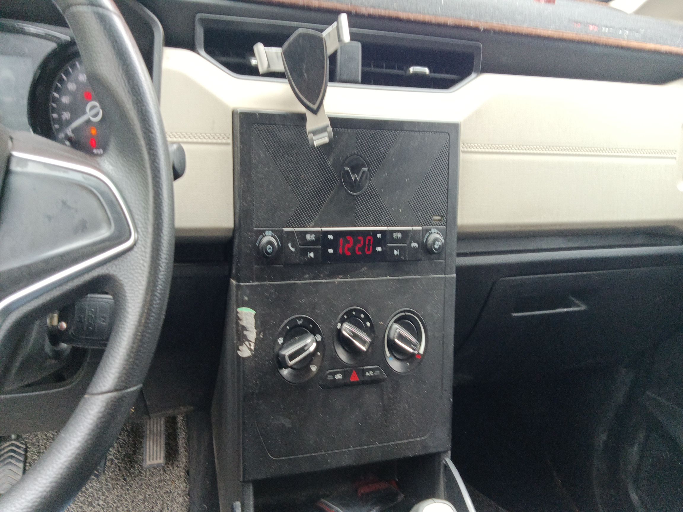 五菱汽车 五菱宏光PLUS 2019款 1.5T 手动舒适型 7座