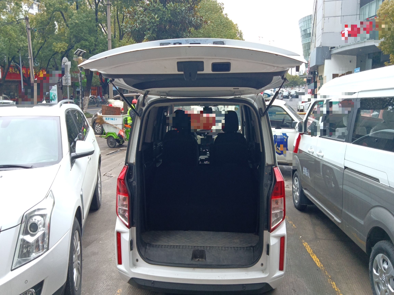 五菱汽车 五菱宏光PLUS 2019款 1.5T 手动舒适型 7座