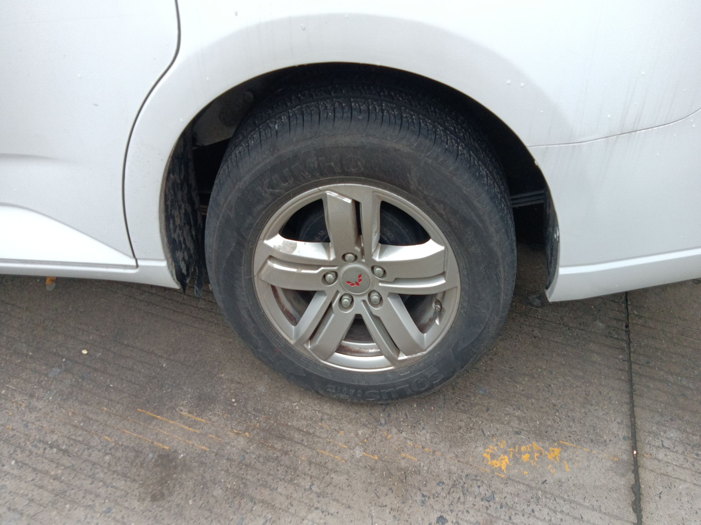 五菱汽车 五菱宏光PLUS 2019款 1.5T 手动舒适型 7座