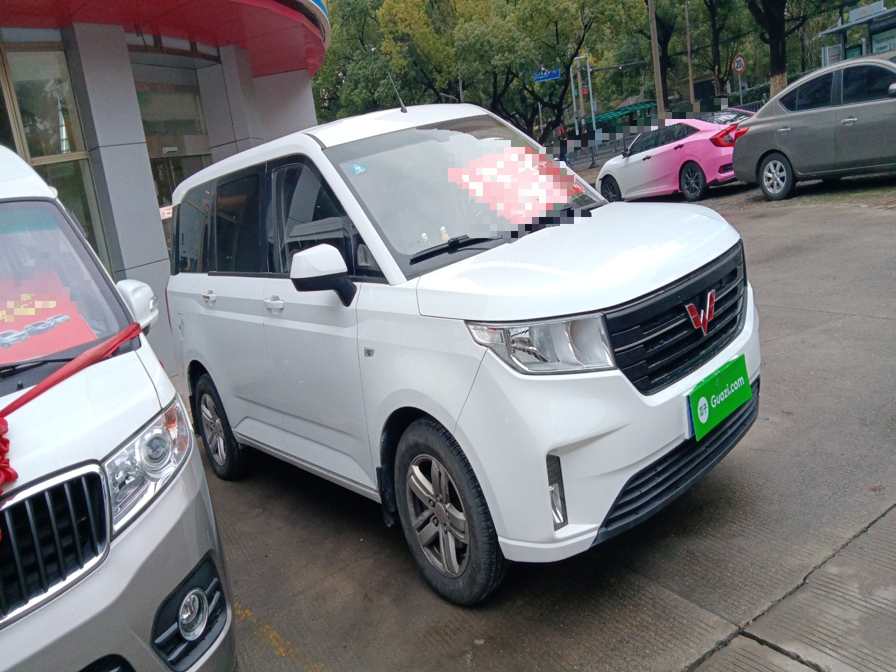 五菱汽车 五菱宏光PLUS 2019款 1.5T 手动舒适型 7座