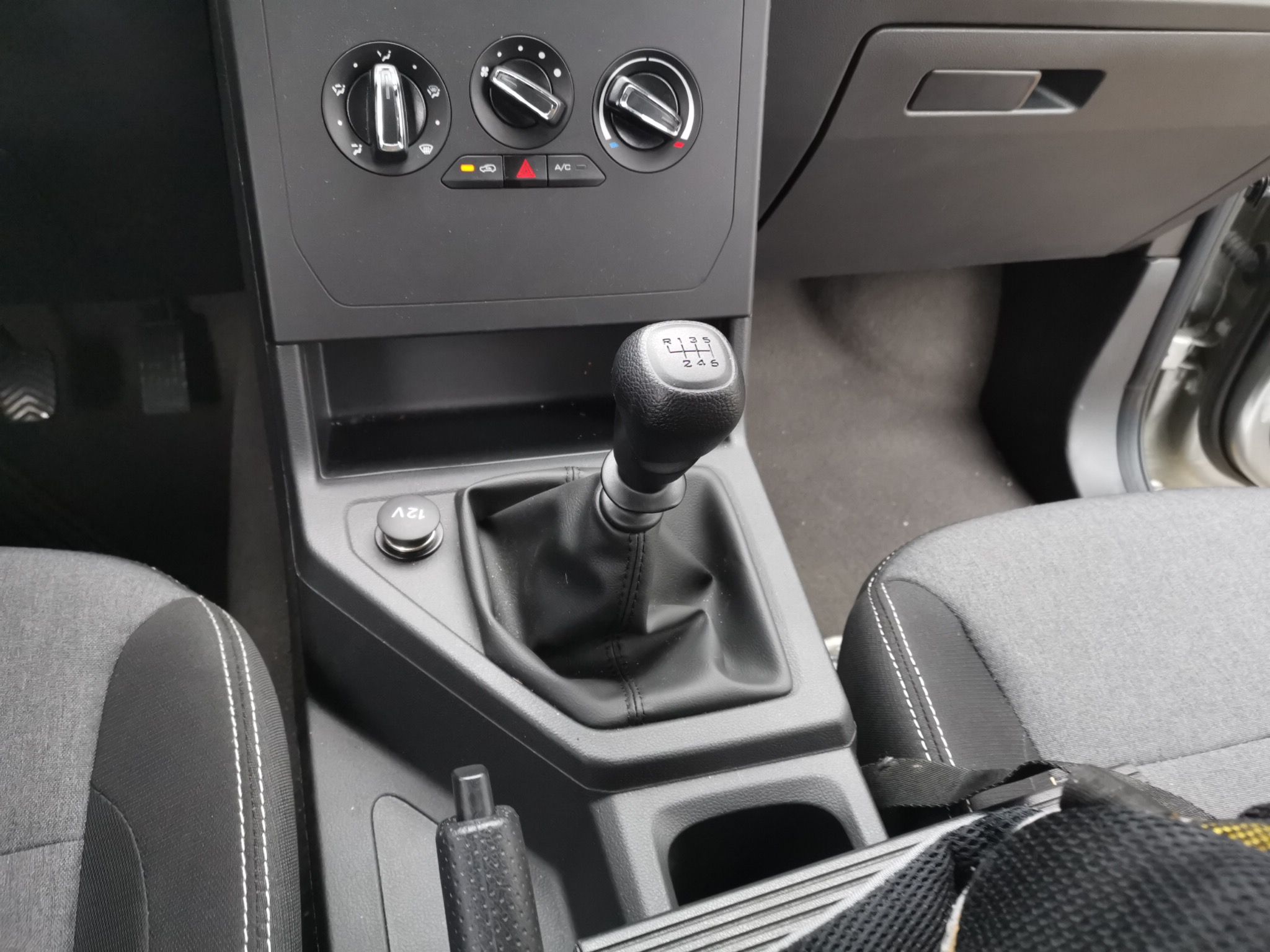 五菱汽车 五菱宏光PLUS 2020款 1.5L 手动标准型 5座