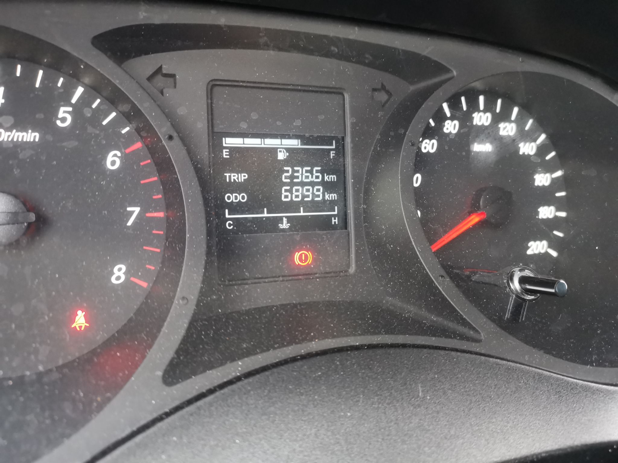 五菱汽车 五菱宏光PLUS 2020款 1.5L 手动标准型 5座