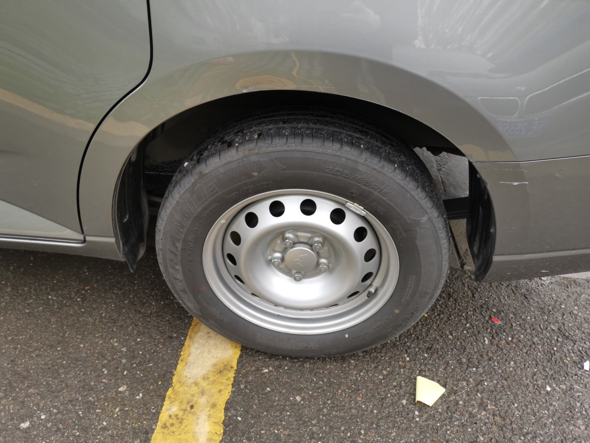 五菱汽车 五菱宏光PLUS 2020款 1.5L 手动标准型 5座