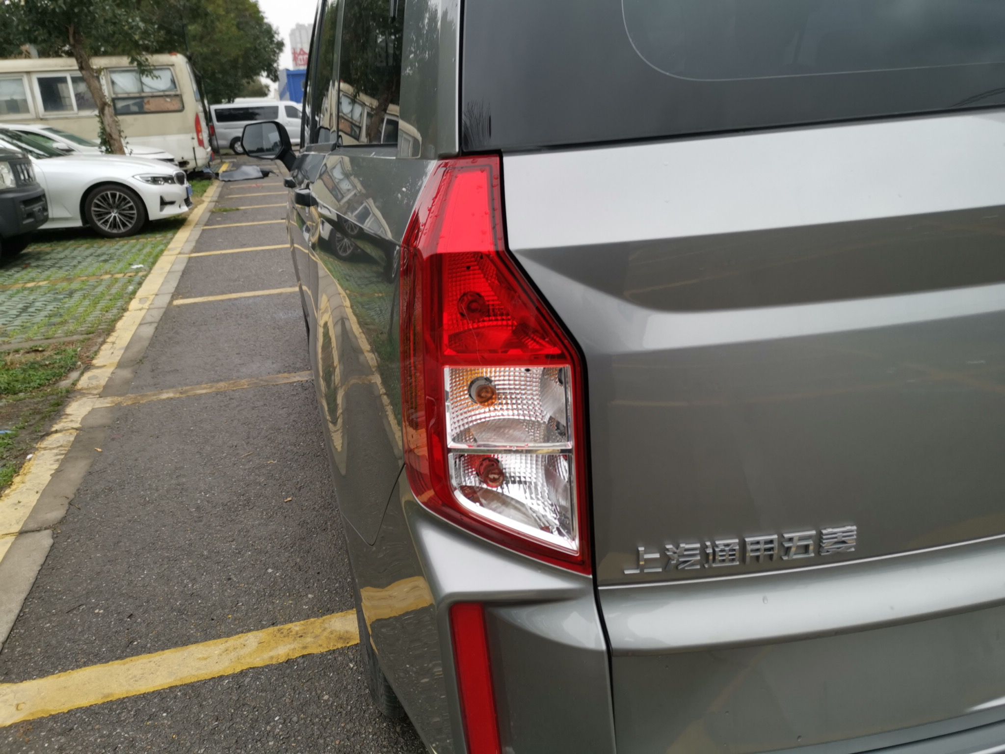 五菱汽车 五菱宏光PLUS 2020款 1.5L 手动标准型 5座