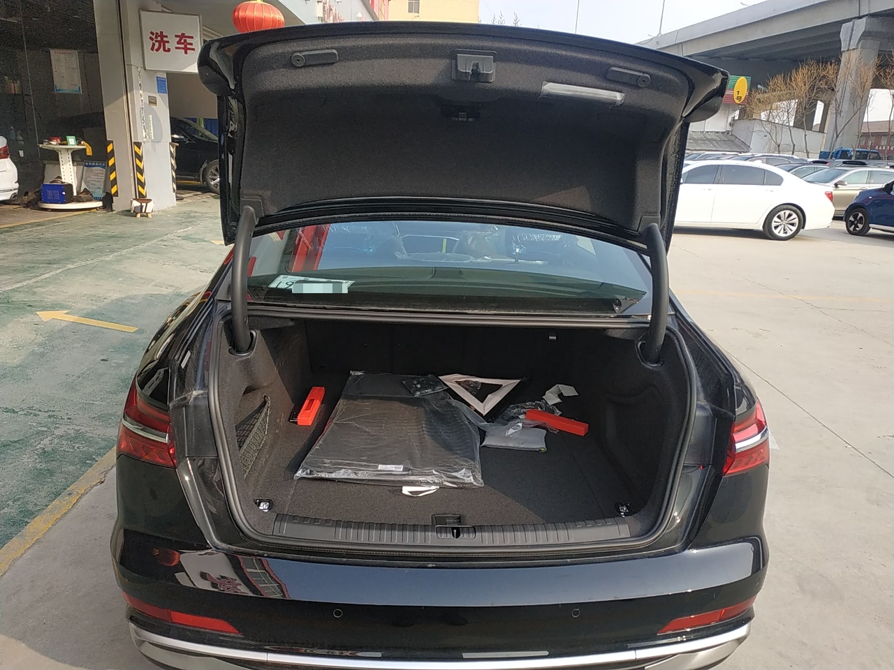 奥迪A6L 2023款 40 TFSI 豪华动感型