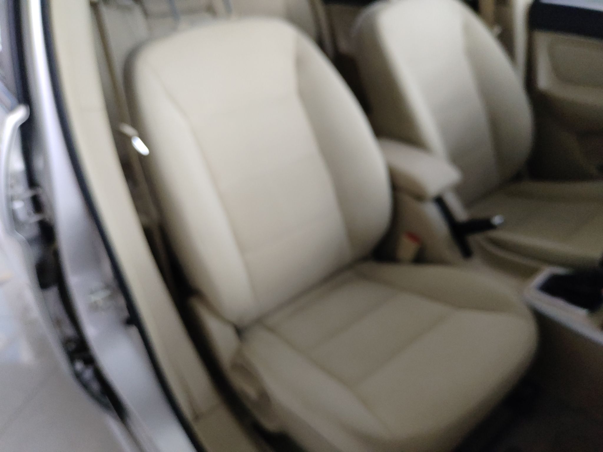 北京汽车E系列 2013款 三厢 1.5L 自动乐天版