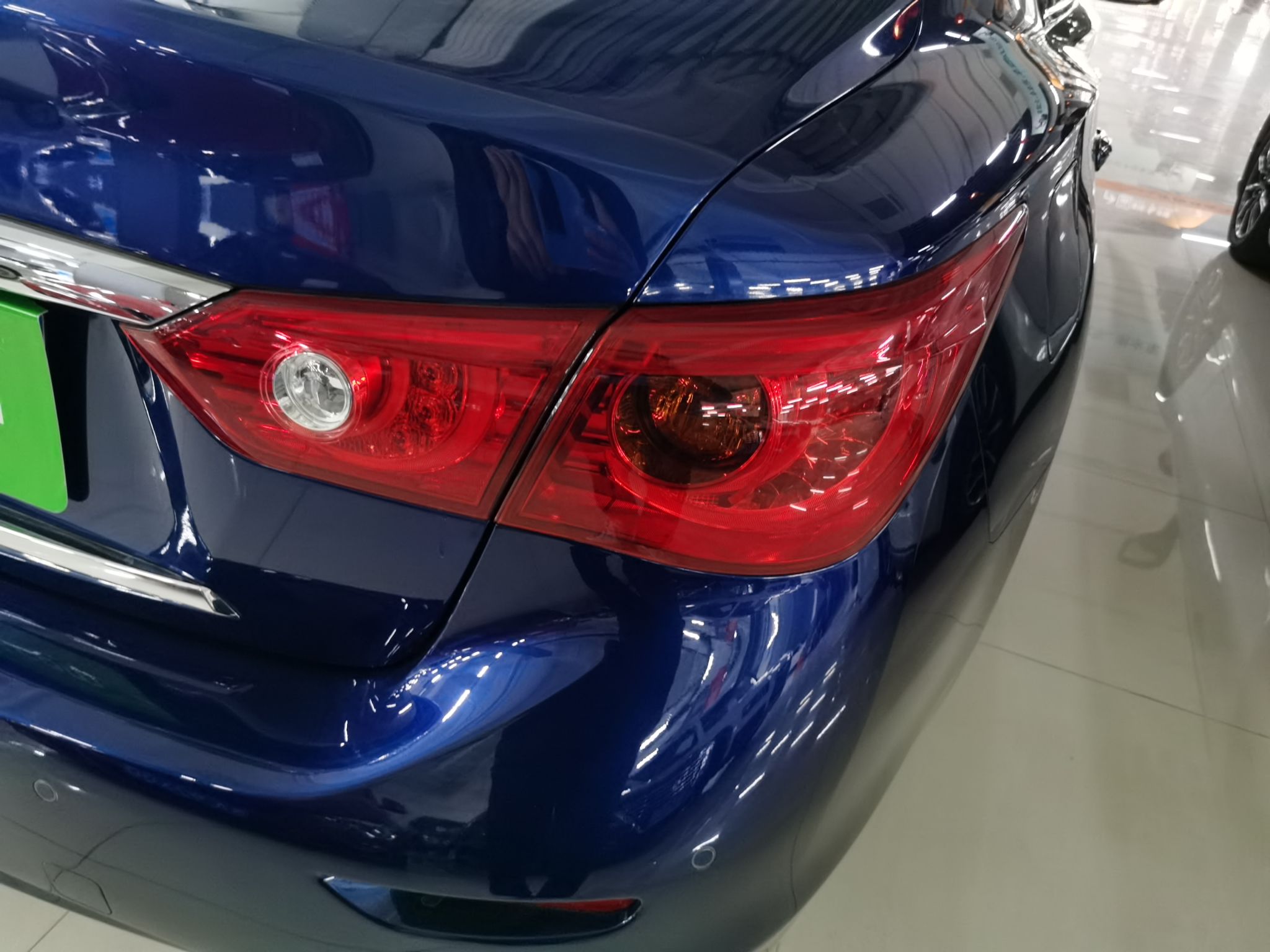 英菲尼迪Q50L 2016款 2.0T 悦享版