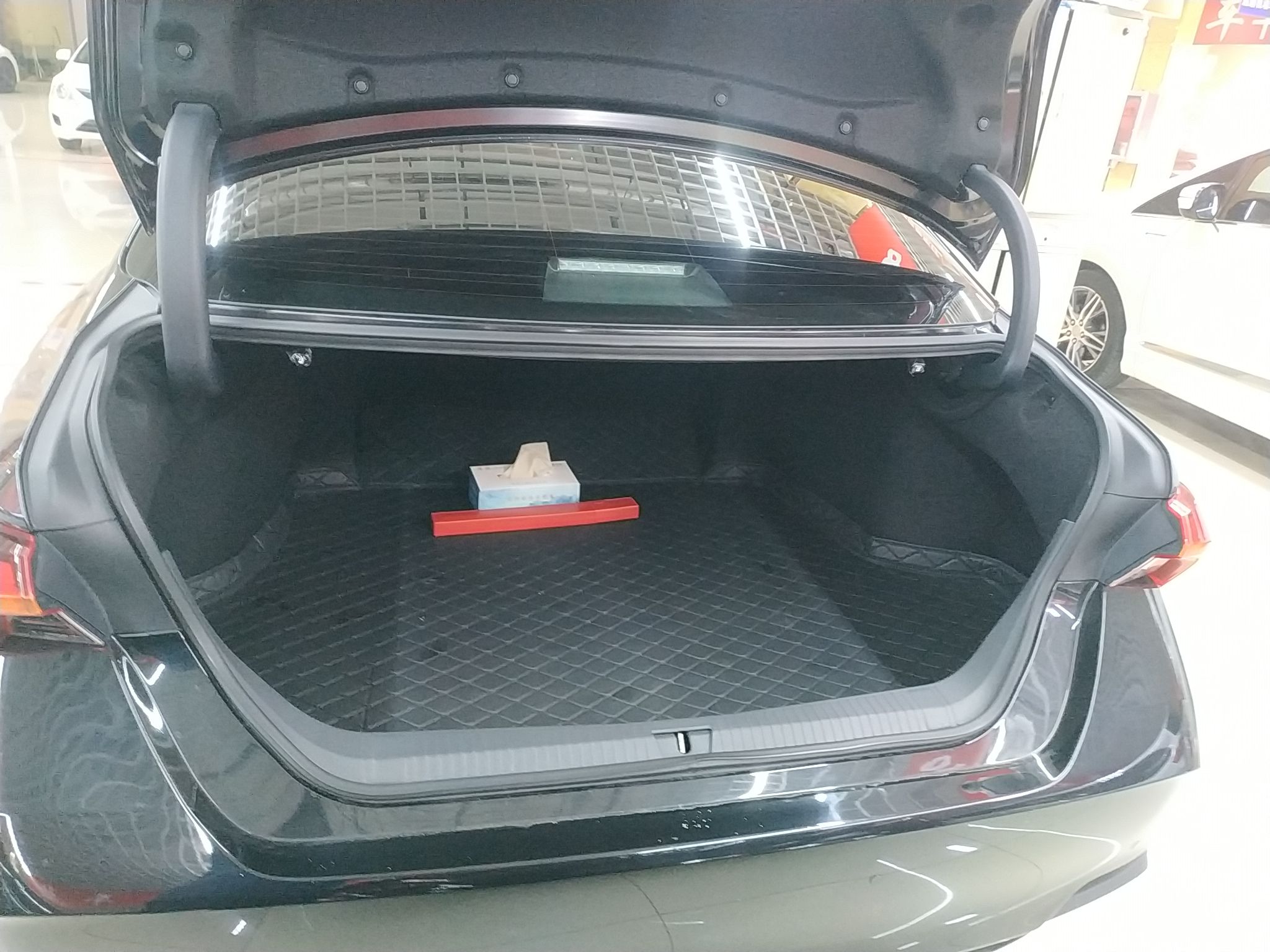 丰田 亚洲龙 2019款 双擎 2.5L 豪华版 国VI