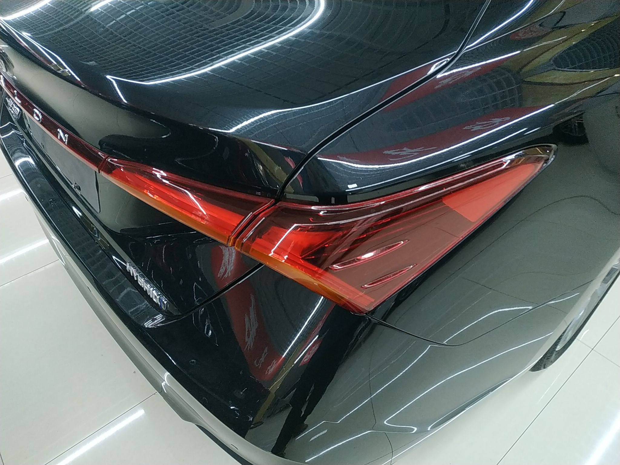 丰田 亚洲龙 2019款 双擎 2.5L 豪华版 国VI