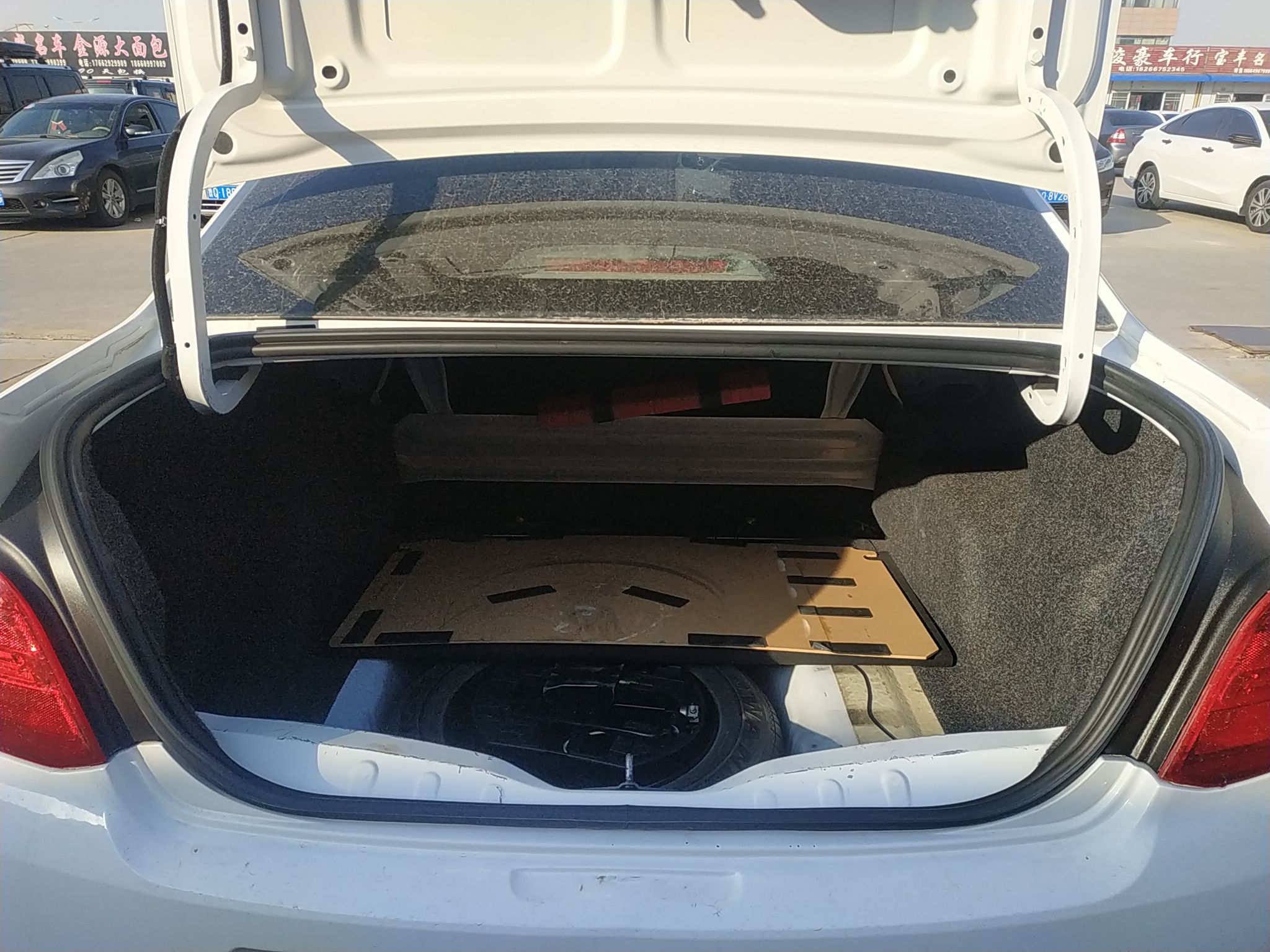 标致301 2014款 1.6L 手动舒适版