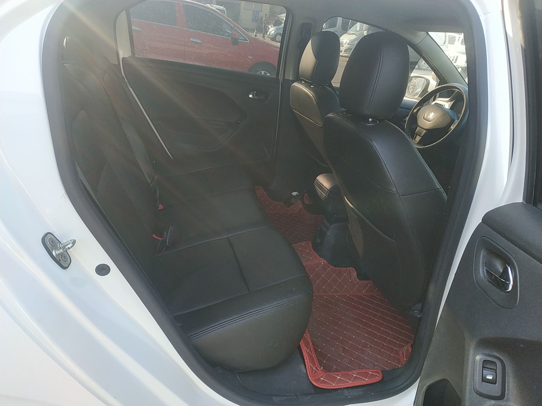 标致301 2014款 1.6L 手动舒适版