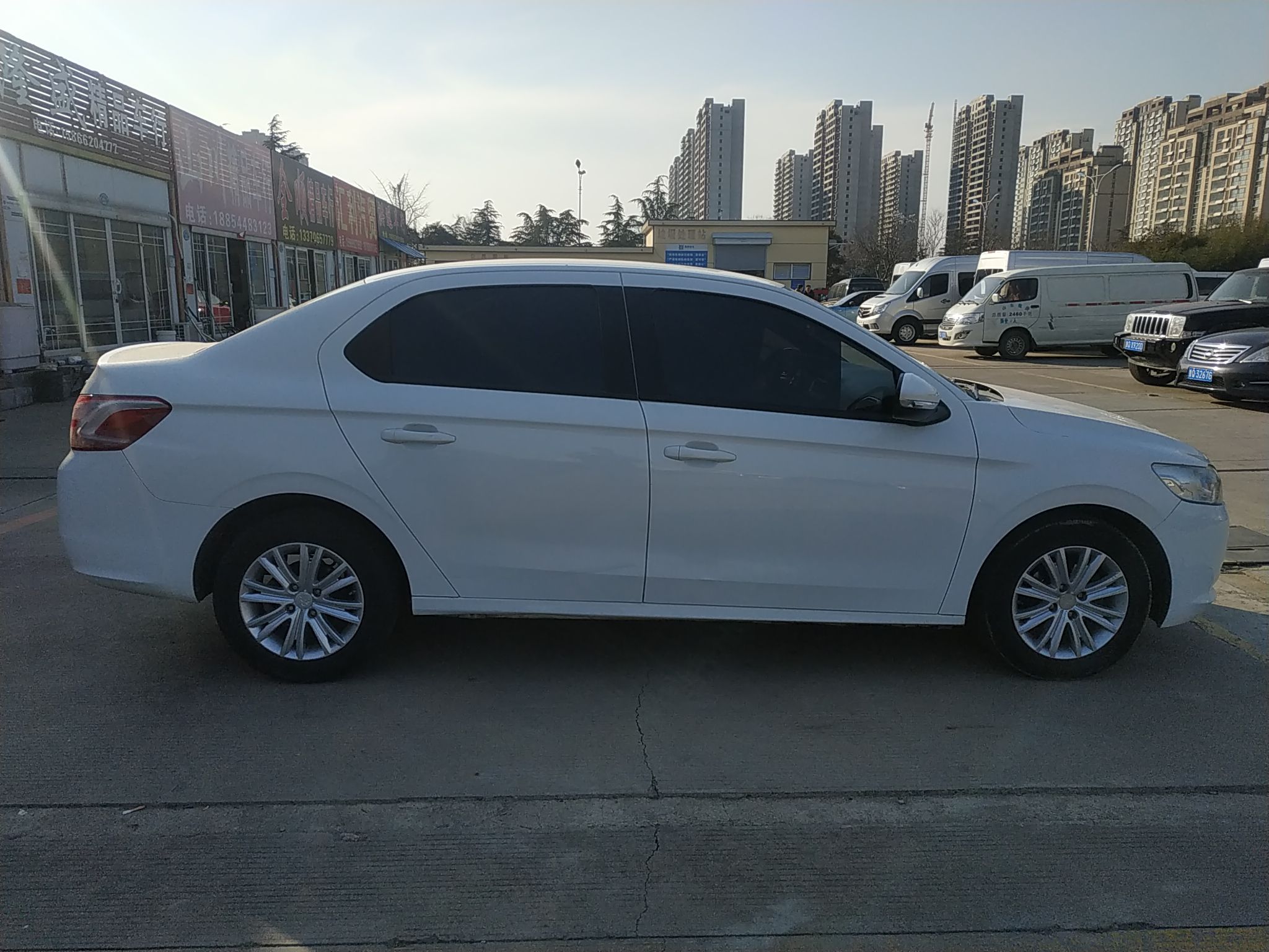 标致301 2014款 1.6L 手动舒适版