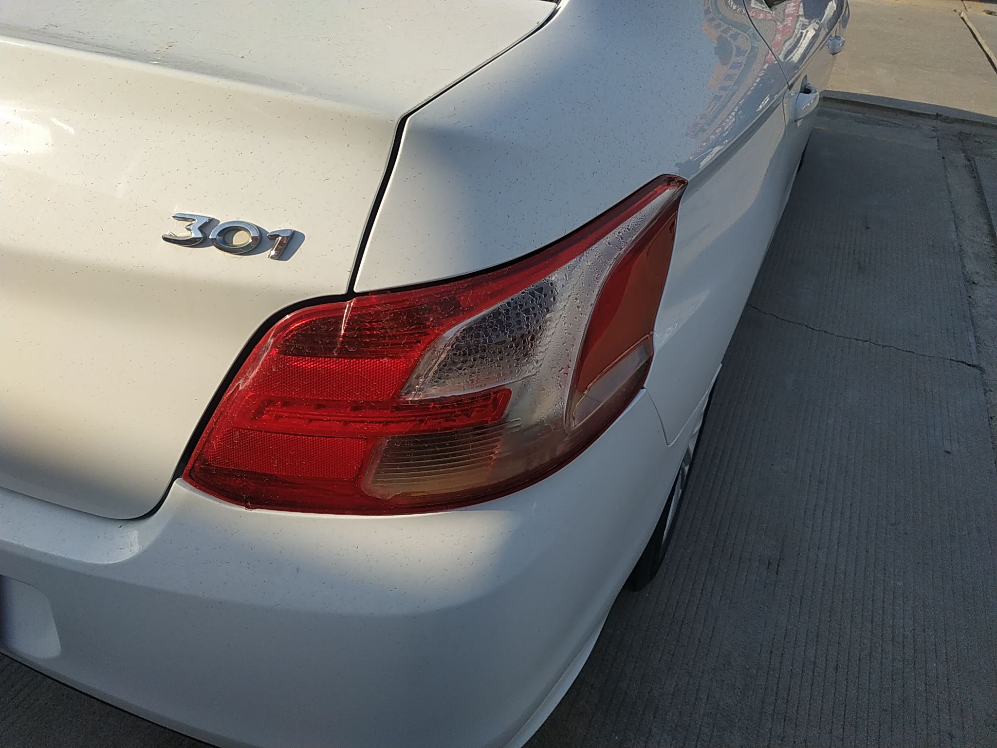 标致301 2014款 1.6L 手动舒适版