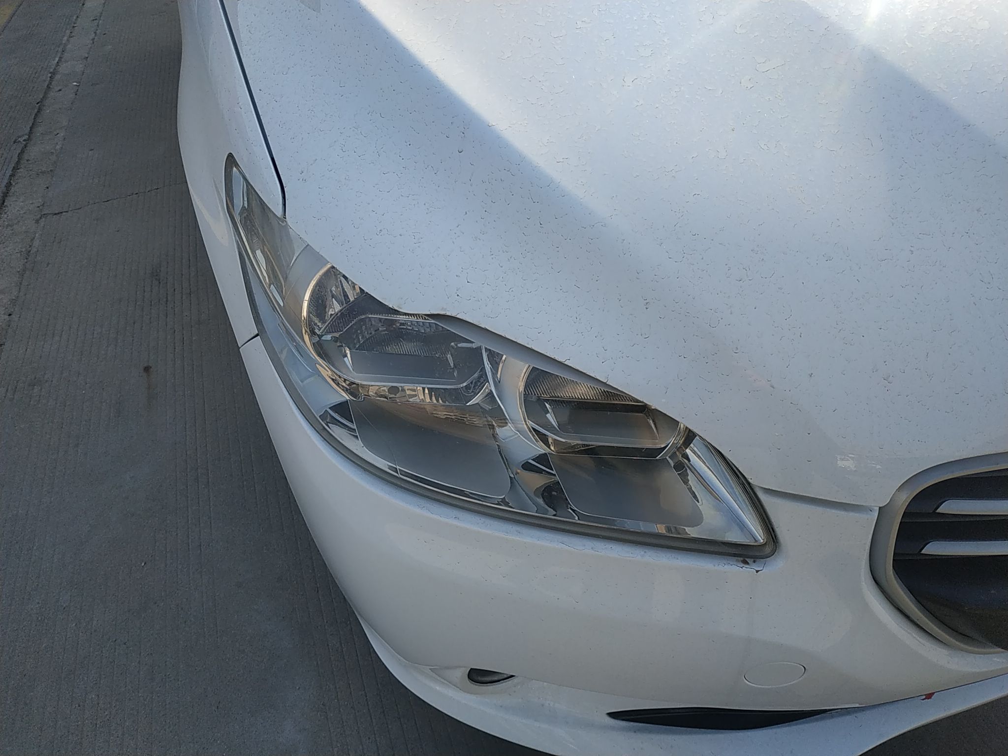 标致301 2014款 1.6L 手动舒适版