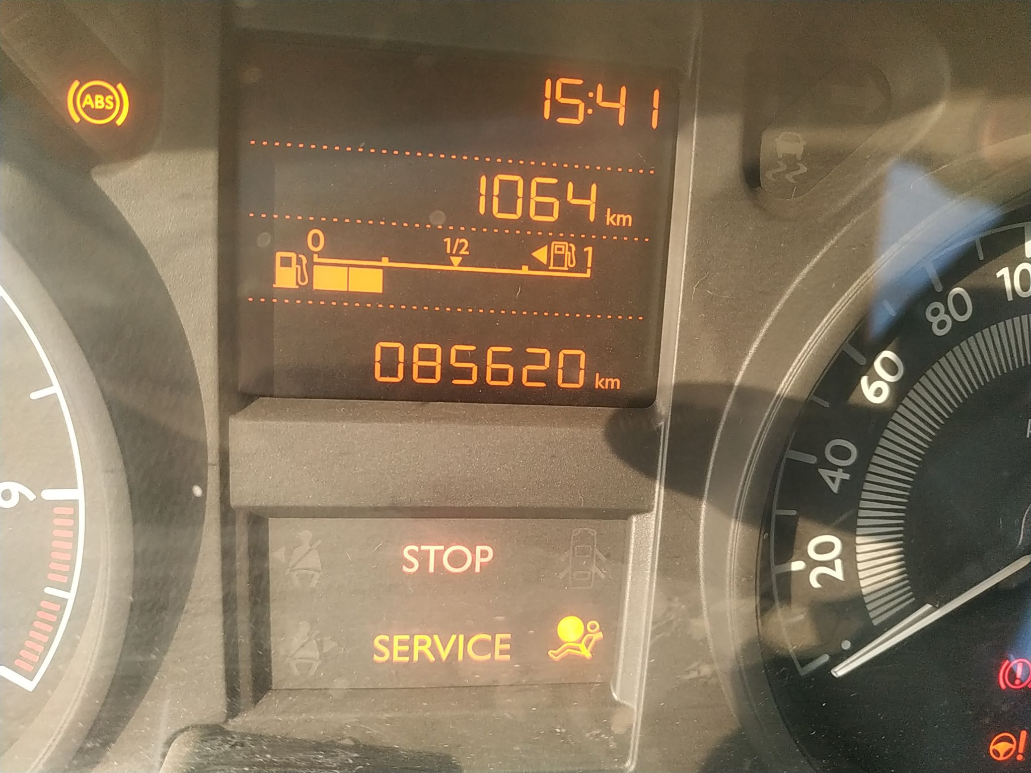 标致301 2014款 1.6L 手动舒适版