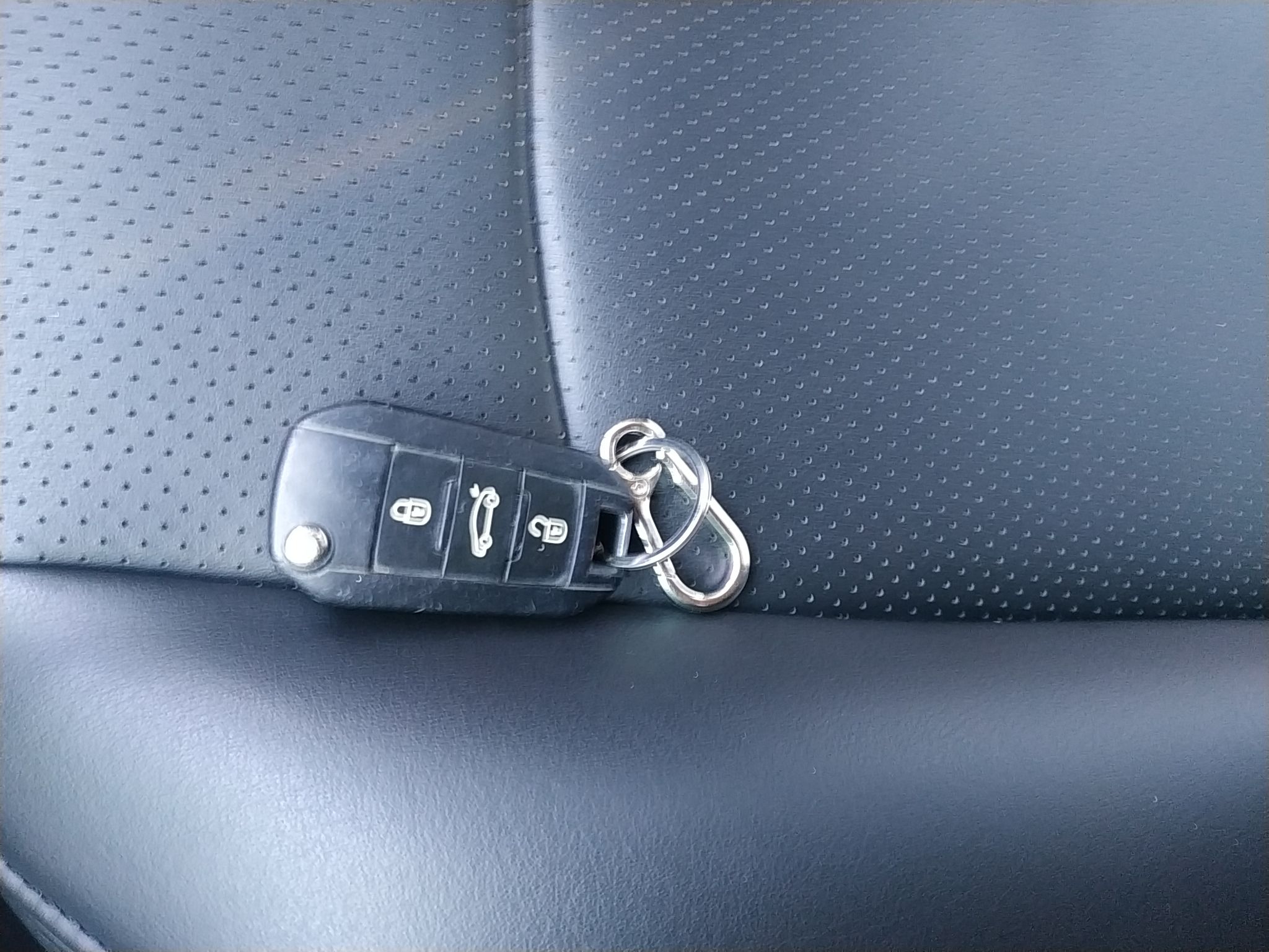 标致301 2014款 1.6L 手动舒适版