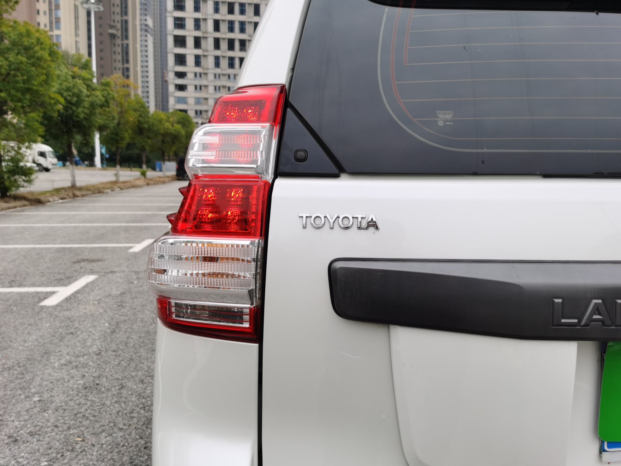 丰田 普拉多 2016款 2.7L 自动标准版