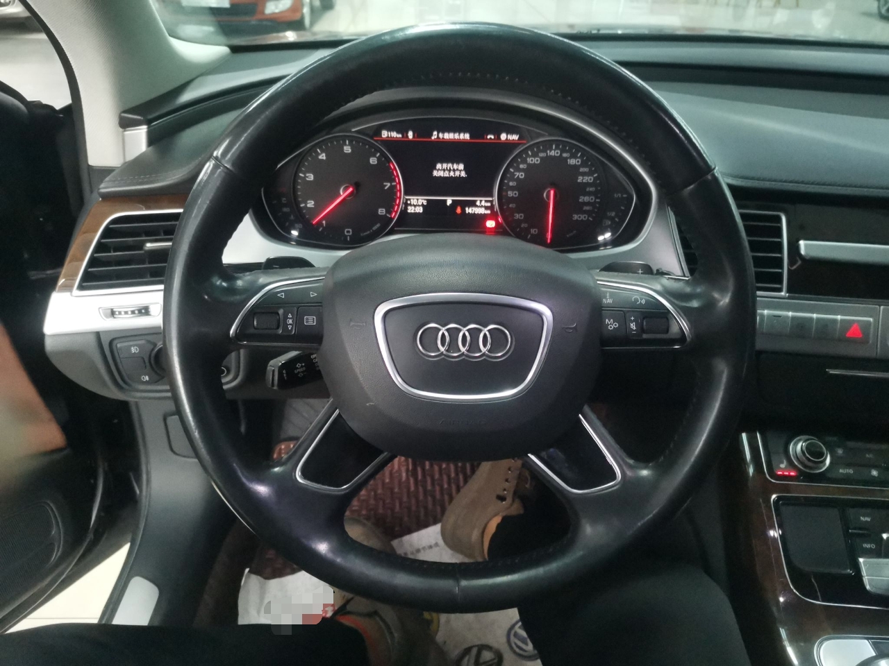 奥迪A8 2013款 A8L 45 TFSI quattro舒适型(进口)