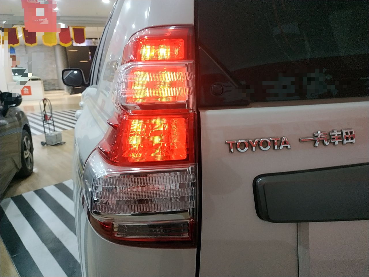 丰田 普拉多 2016款 3.5L 自动TX-L NAVI