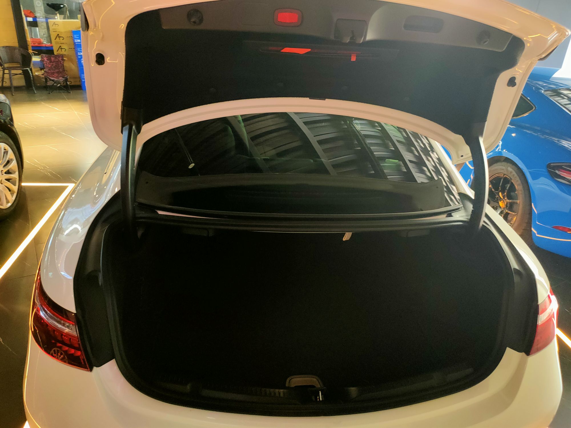 奔驰E级 2021款 E 260 轿跑车(进口)