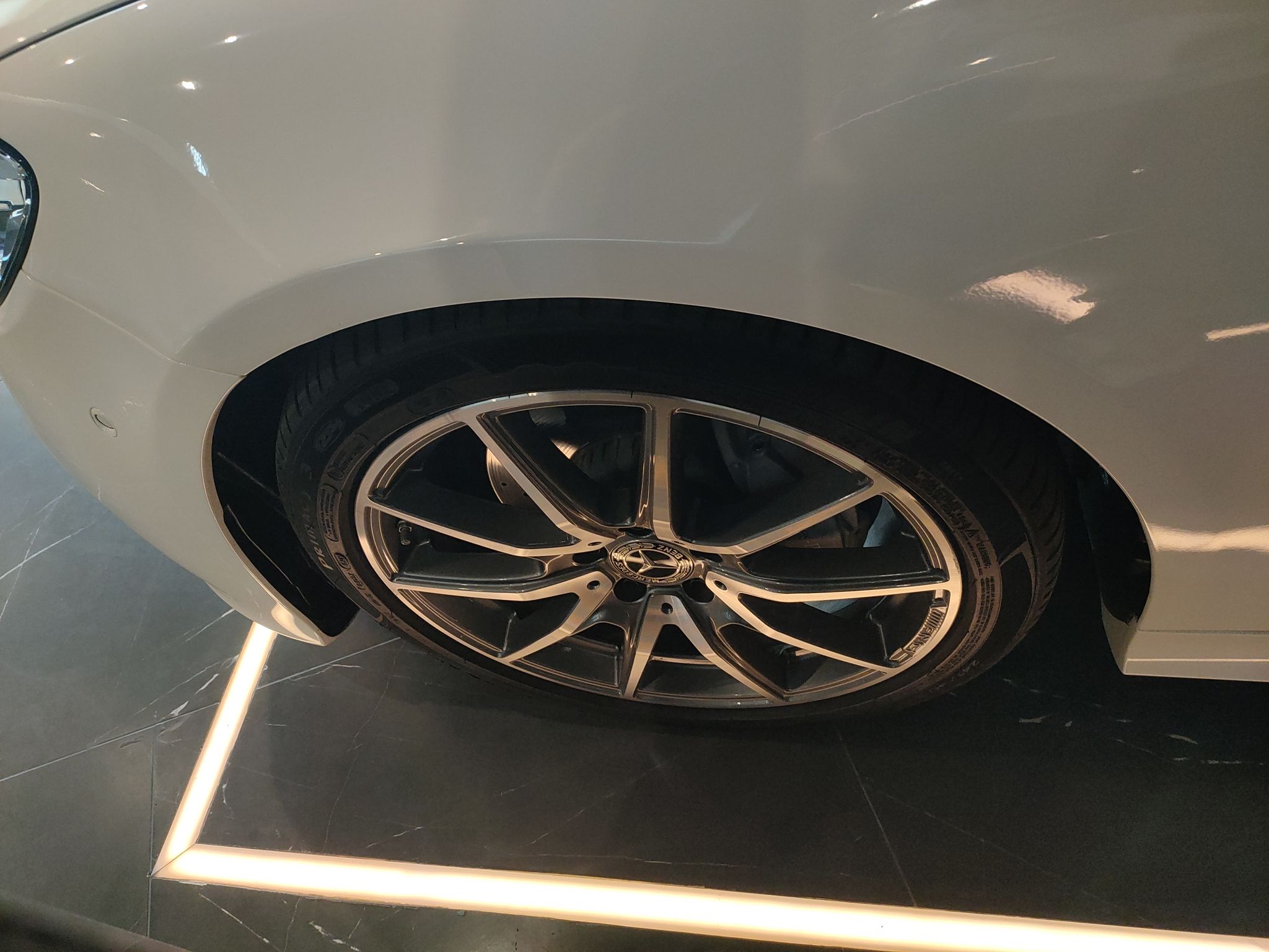 奔驰E级 2021款 E 260 轿跑车(进口)