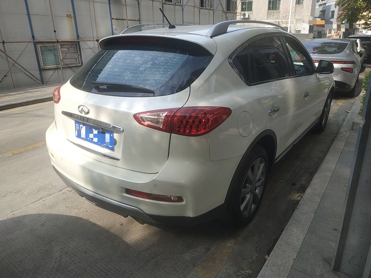 英菲尼迪QX50 2015款 2.5L 悦享版