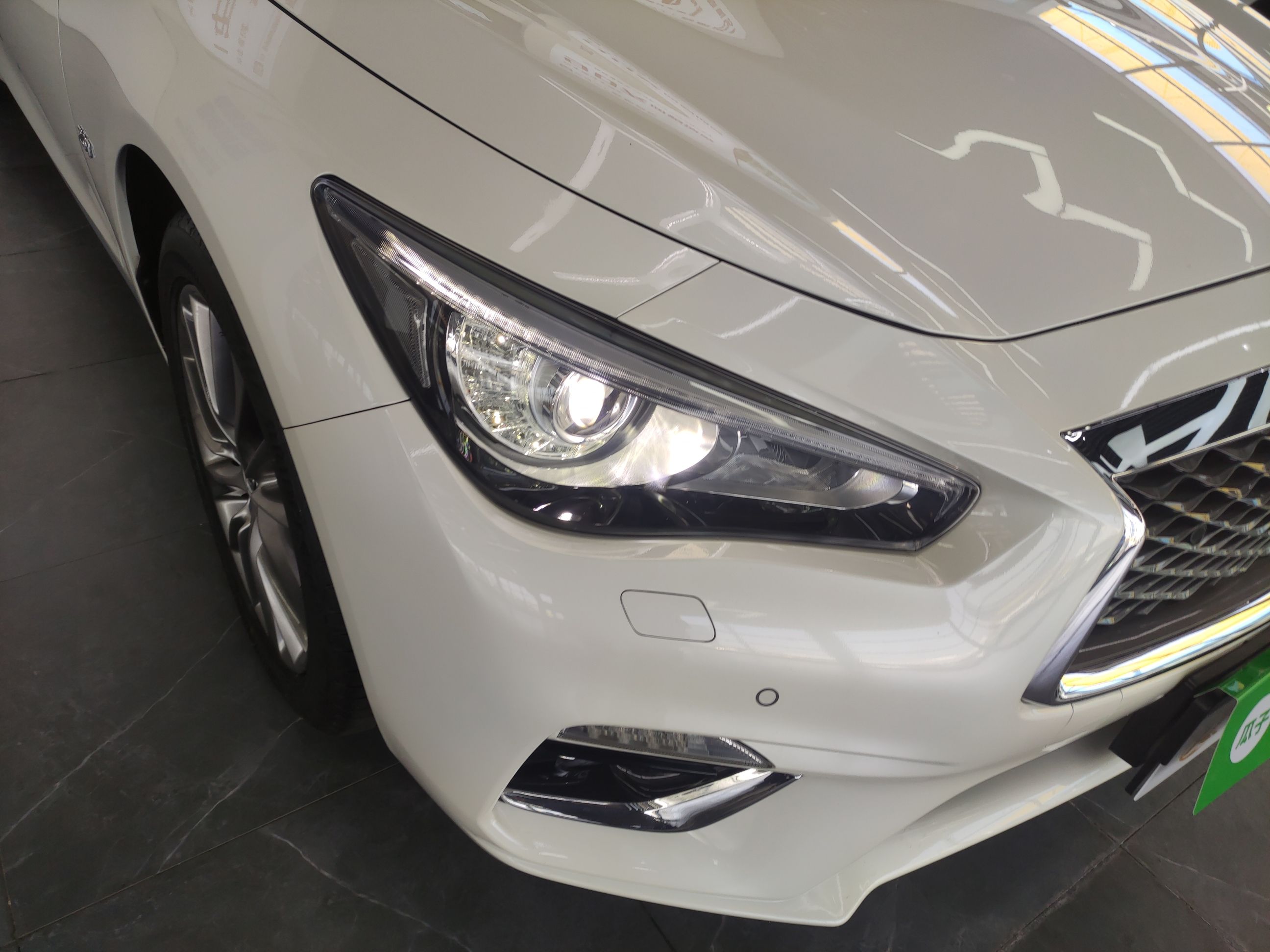 英菲尼迪Q50L 2018款 2.0T 逸享版 国VI