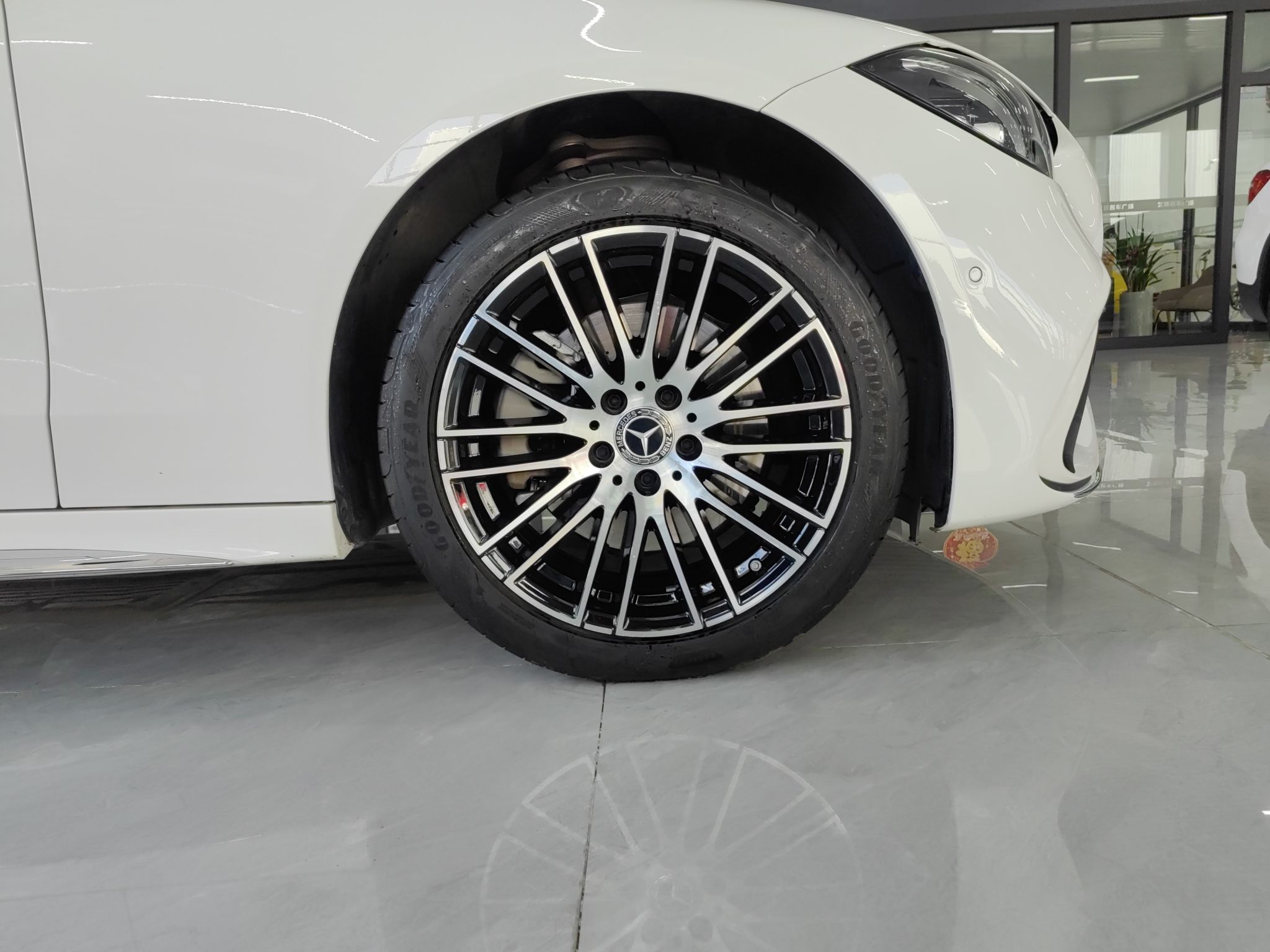 奔驰C级 2022款 改款 C 260 L 运动版