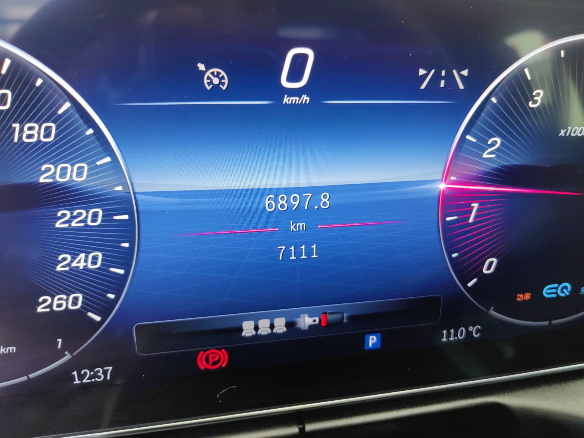 奔驰C级 2022款 改款 C 260 L 运动版