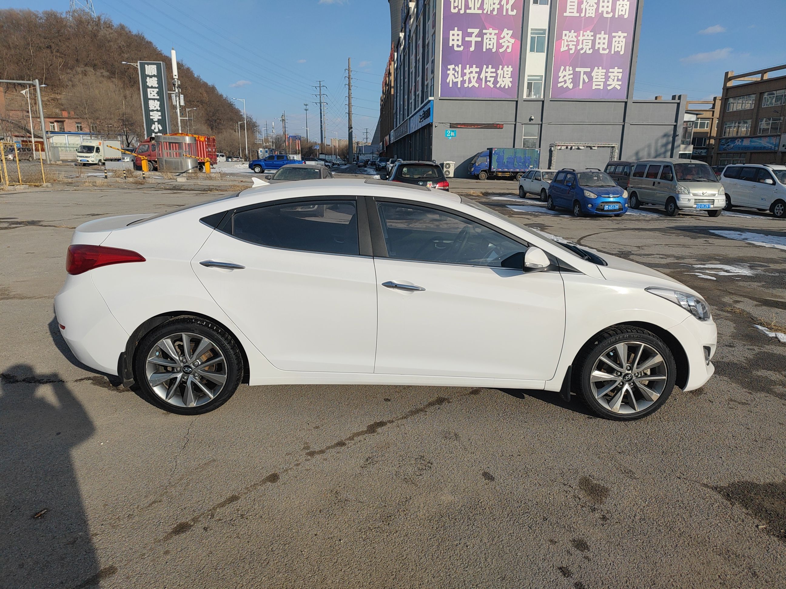 现代 朗动 2015款 1.6L 自动领先型