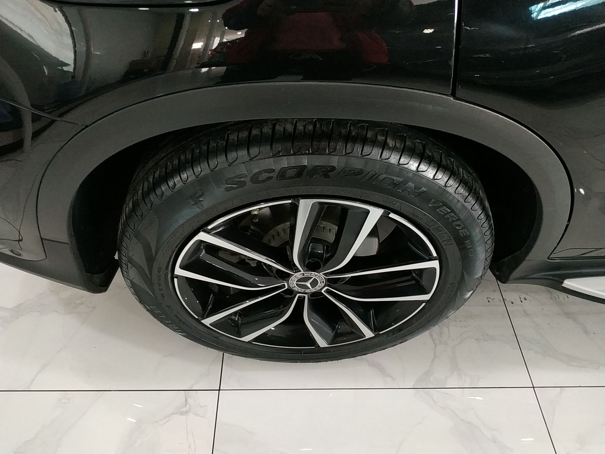 奔驰GLC级 2021款 GLC 300 L 4MATIC 动感型