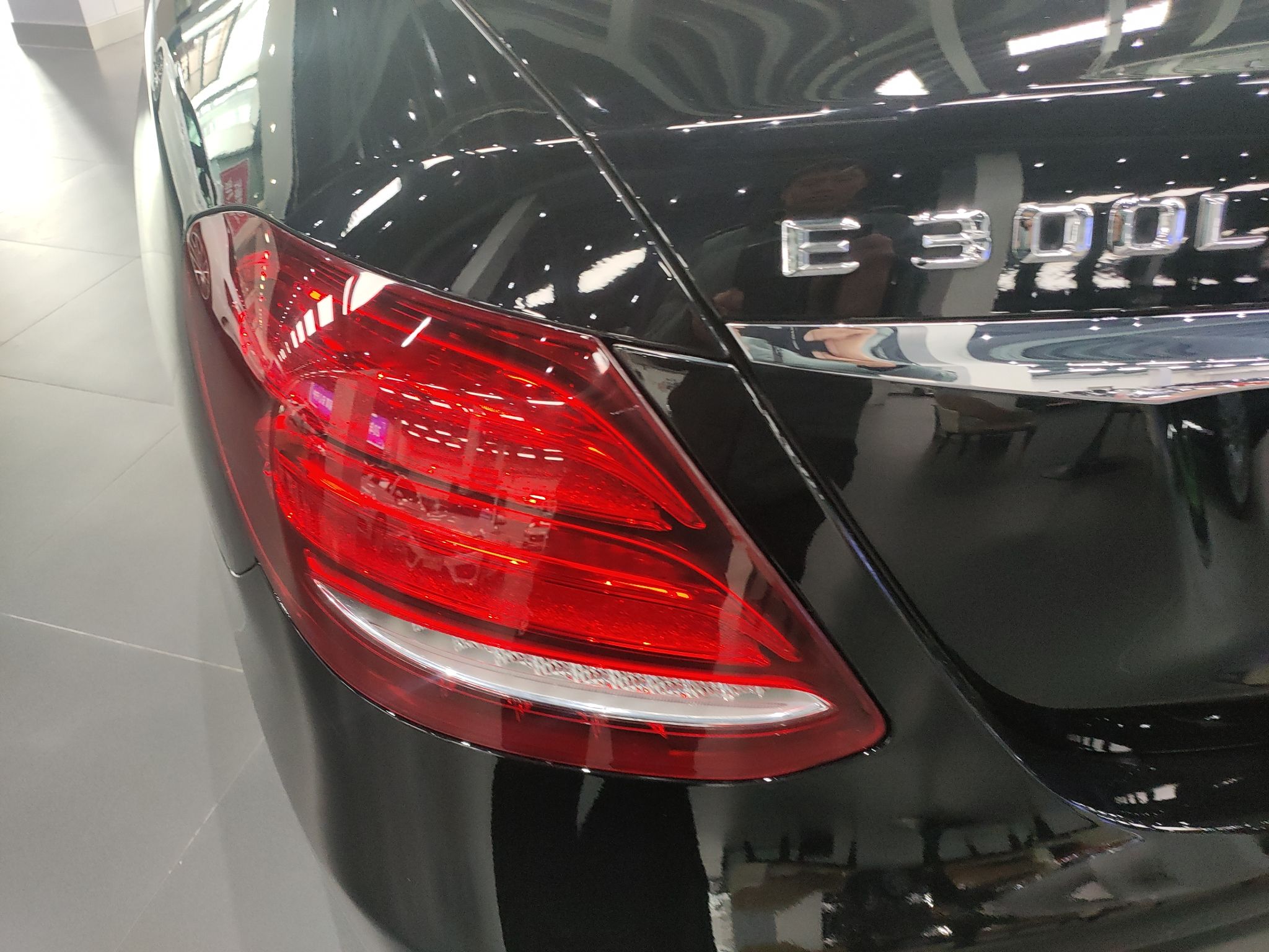 奔驰E级 2020款 E 260 L