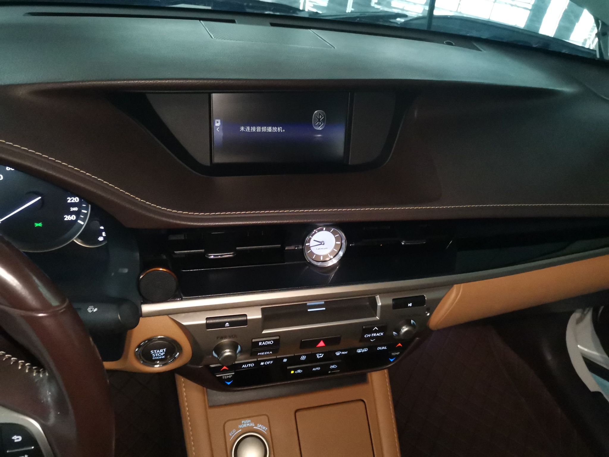 雷克萨斯ES 2015款 200 精英版