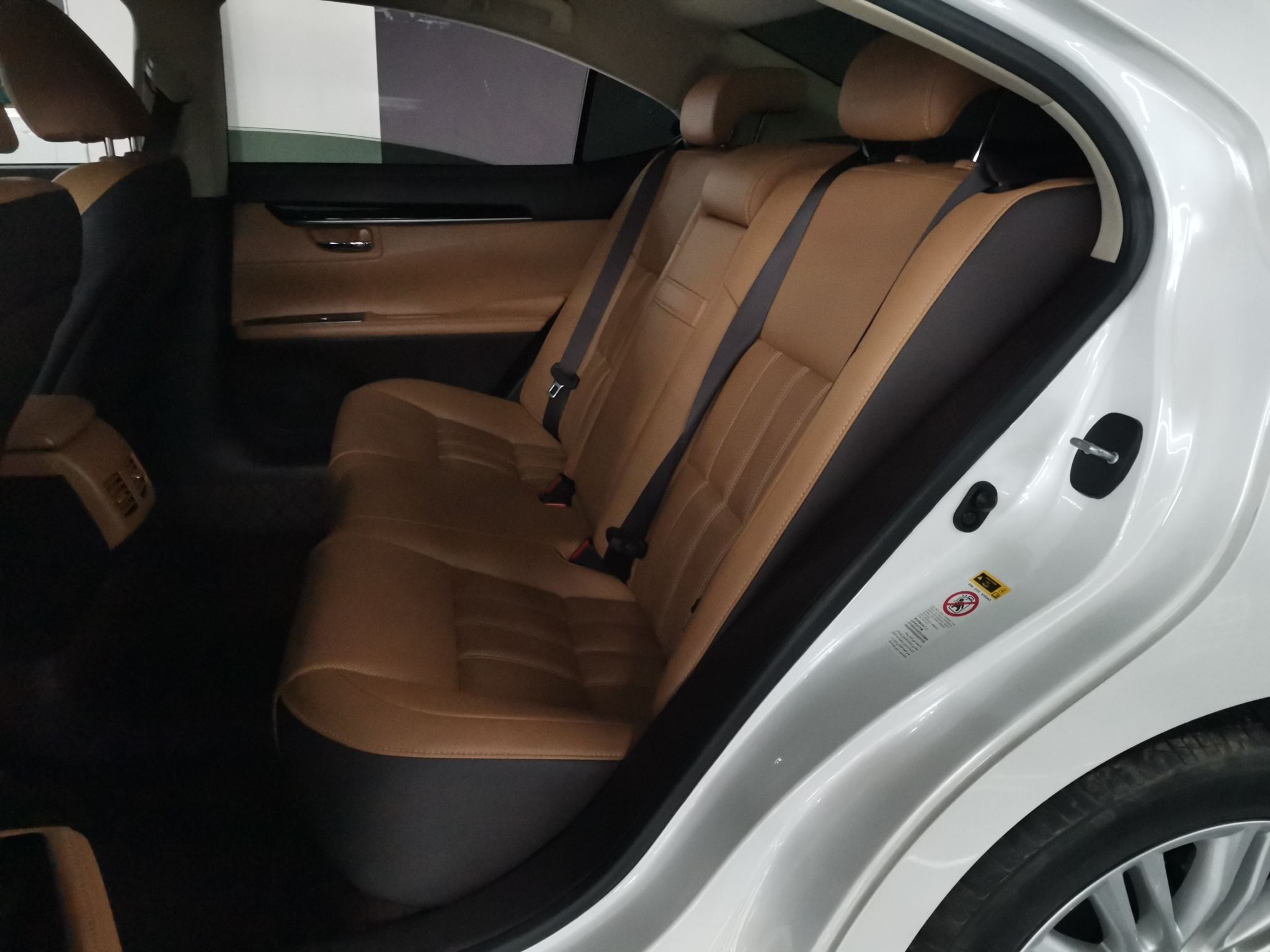 雷克萨斯ES 2015款 200 精英版