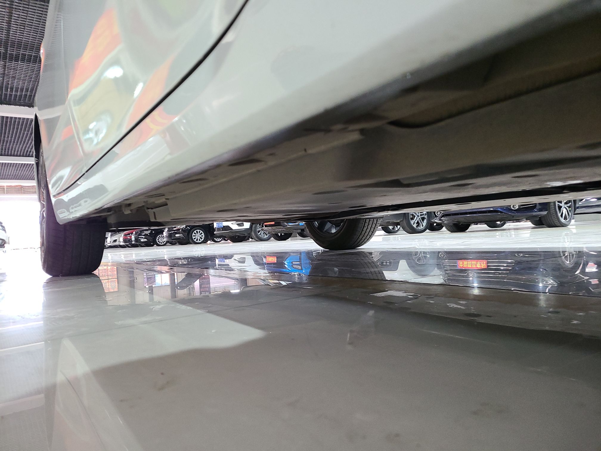 丰田 亚洲龙 2022款 2.0L 豪华版