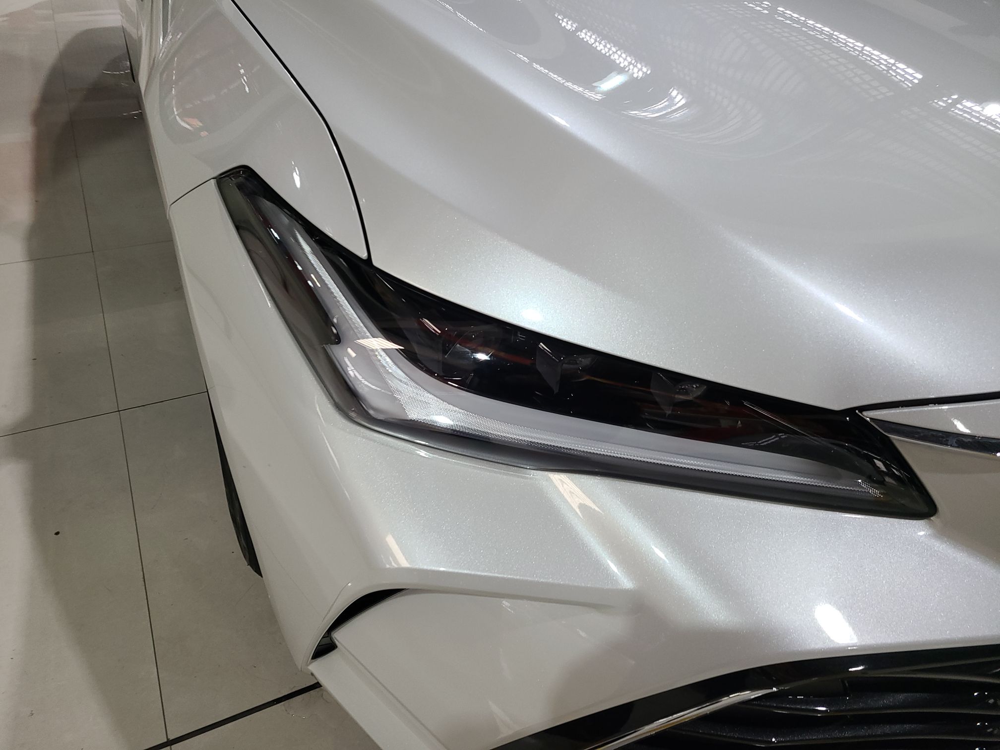 丰田 亚洲龙 2022款 2.0L 豪华版