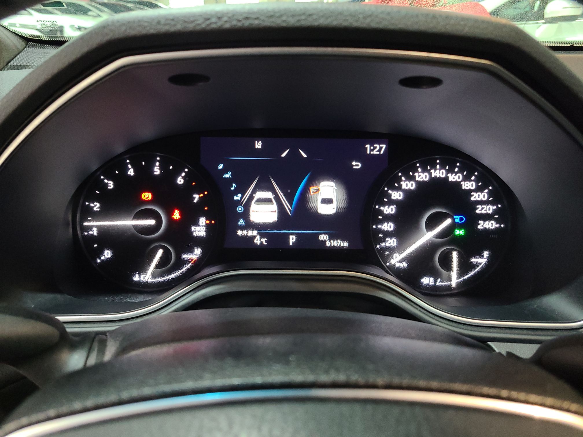 丰田 亚洲龙 2022款 2.0L 豪华版