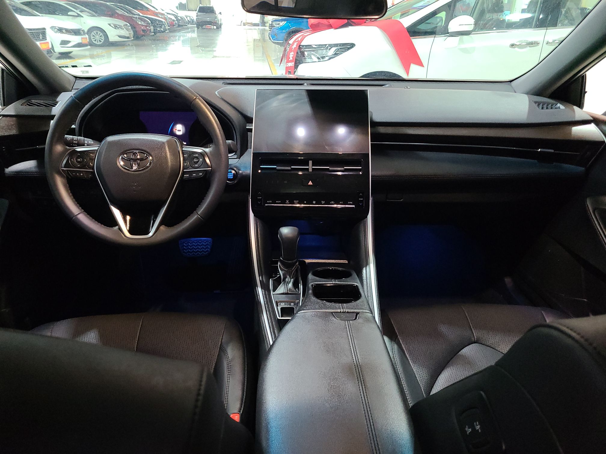 丰田 亚洲龙 2022款 2.0L 豪华版