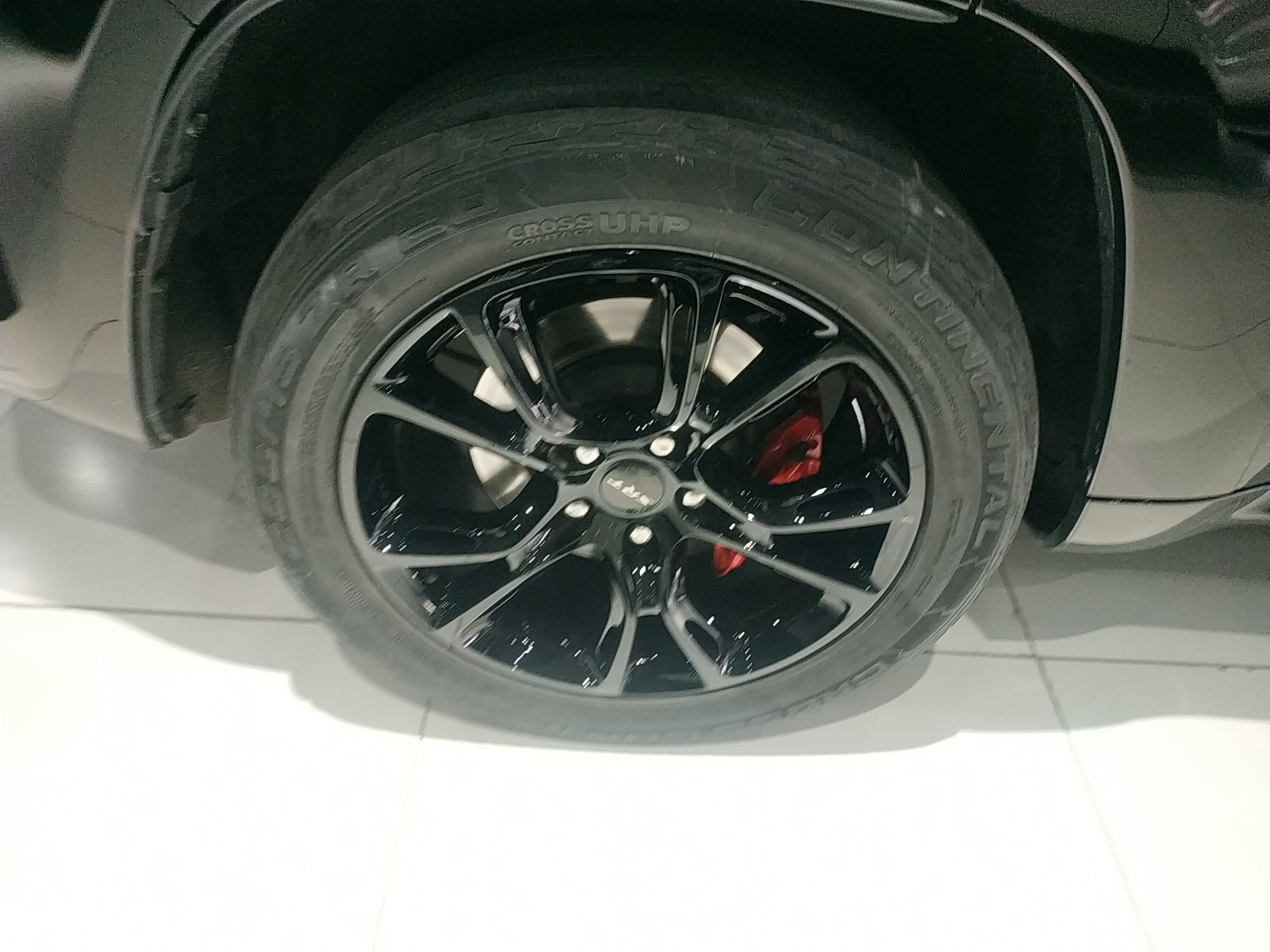 Jeep 大切诺基 SRT 2013款 6.4L SRT8 炫黑版