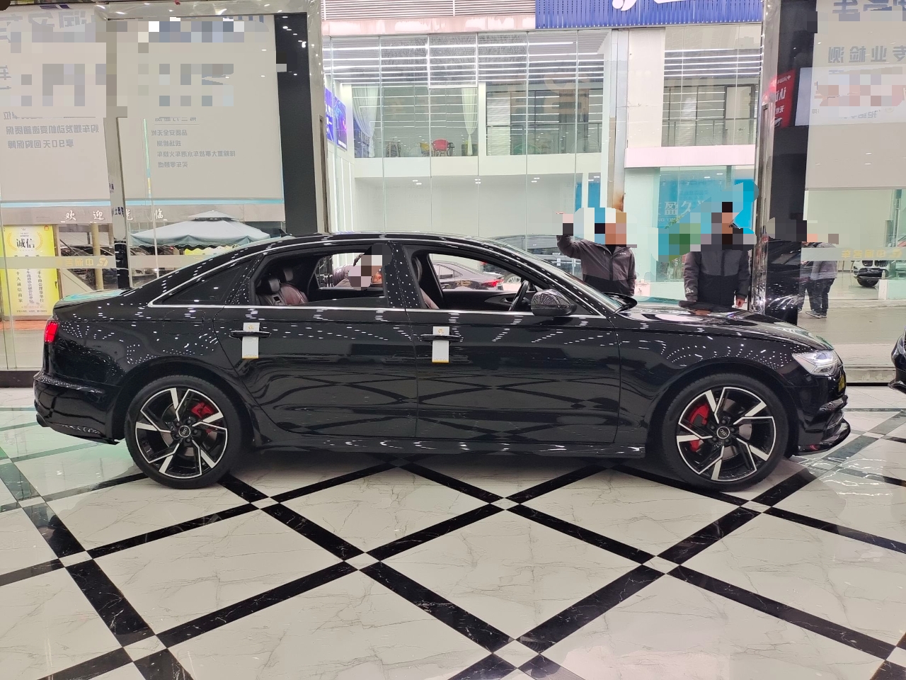 奥迪A6L 2018款 30周年年型 45 TFSI quattro 运动型