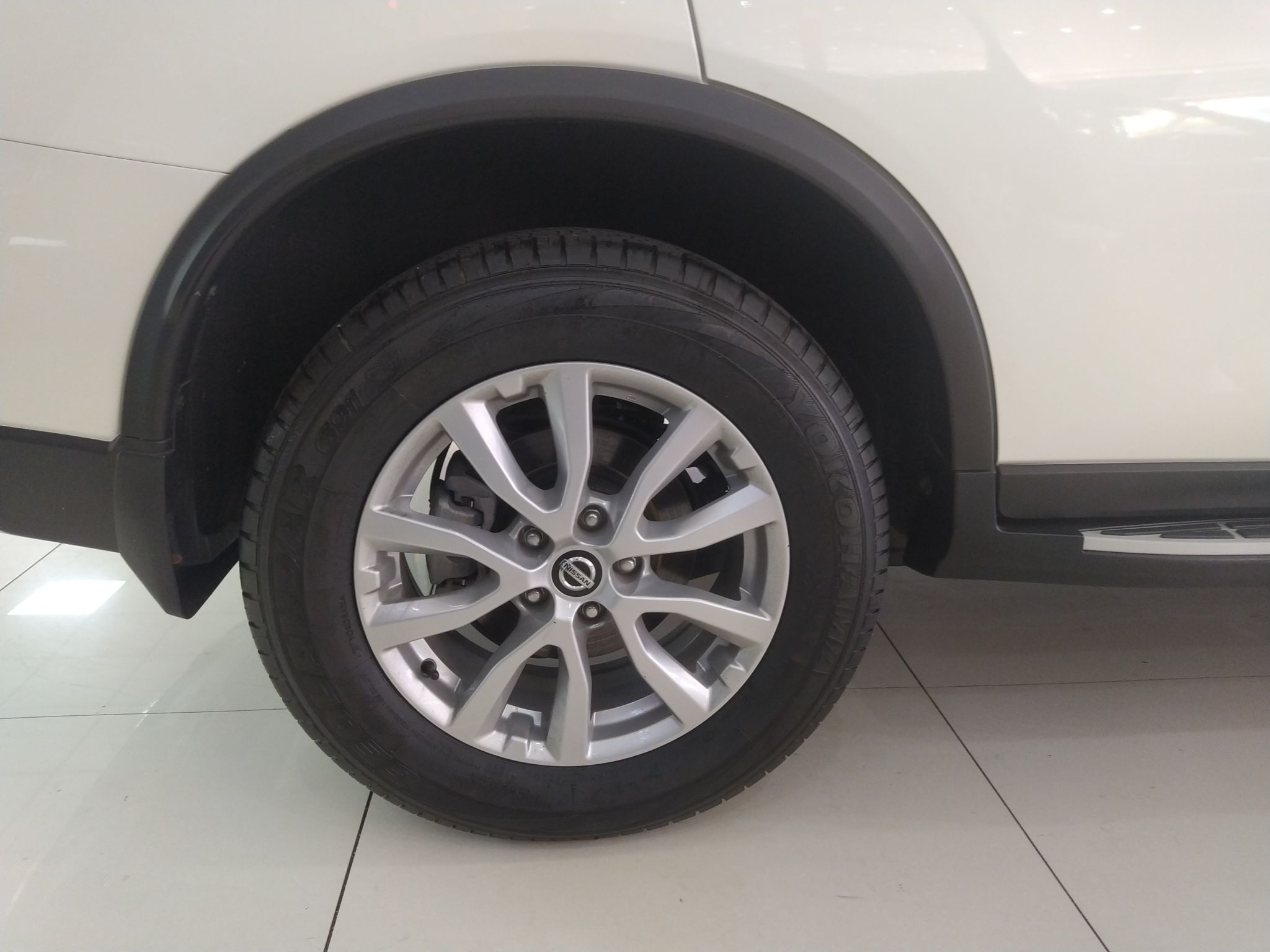 日产 奇骏 2021款 2.0L CVT 2WD XL ITS舒适纪念版