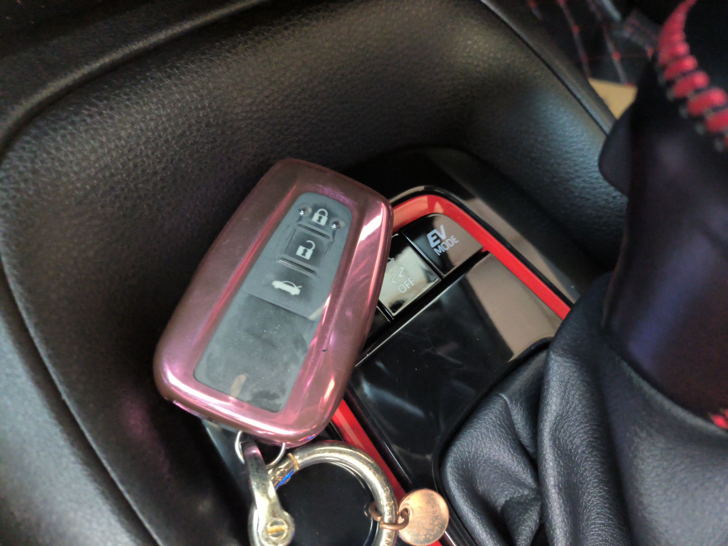 丰田 雷凌 2021款 双擎 1.8H E-CVT运动版