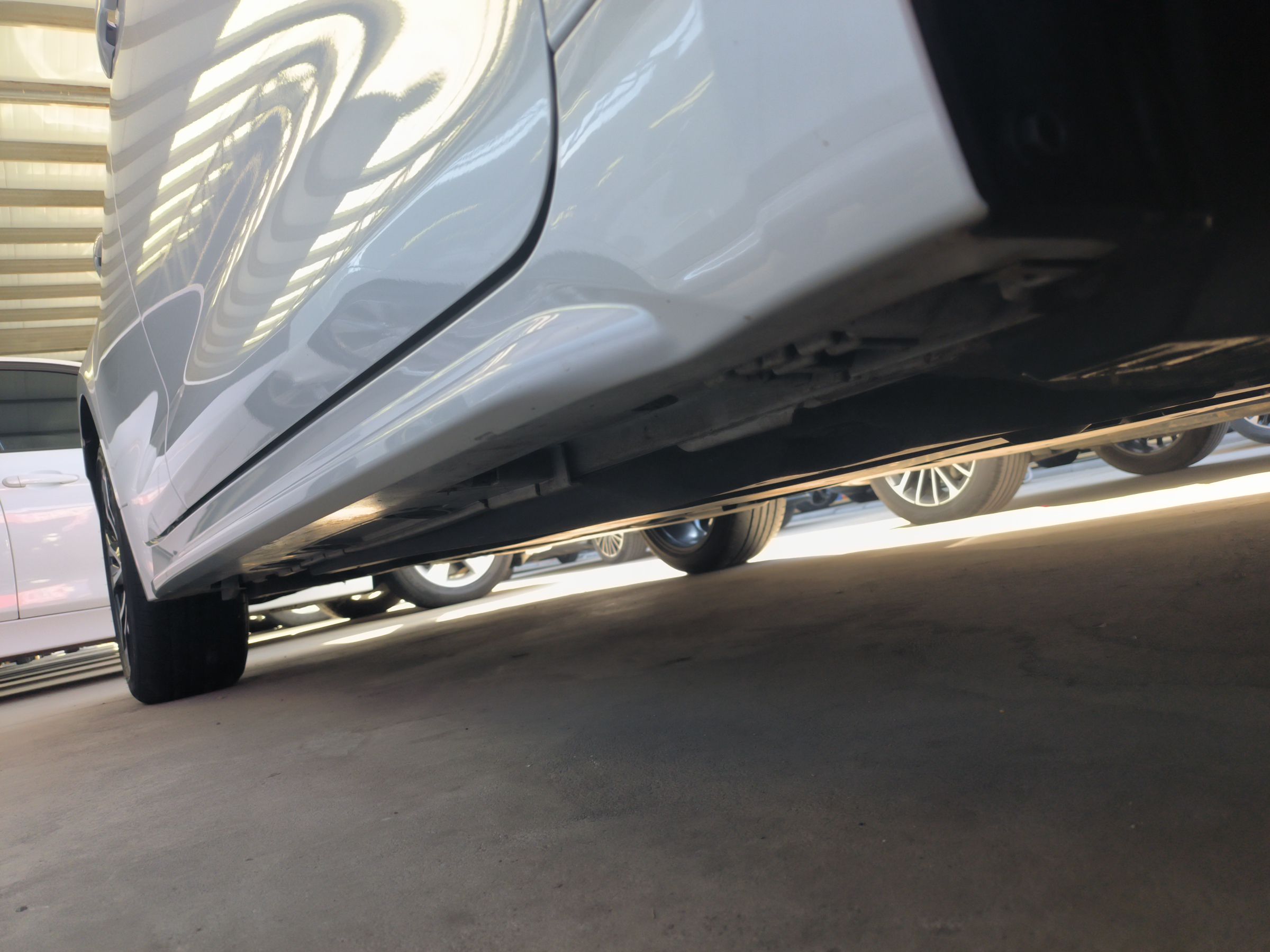 丰田 雷凌 2021款 双擎 1.8H E-CVT运动版