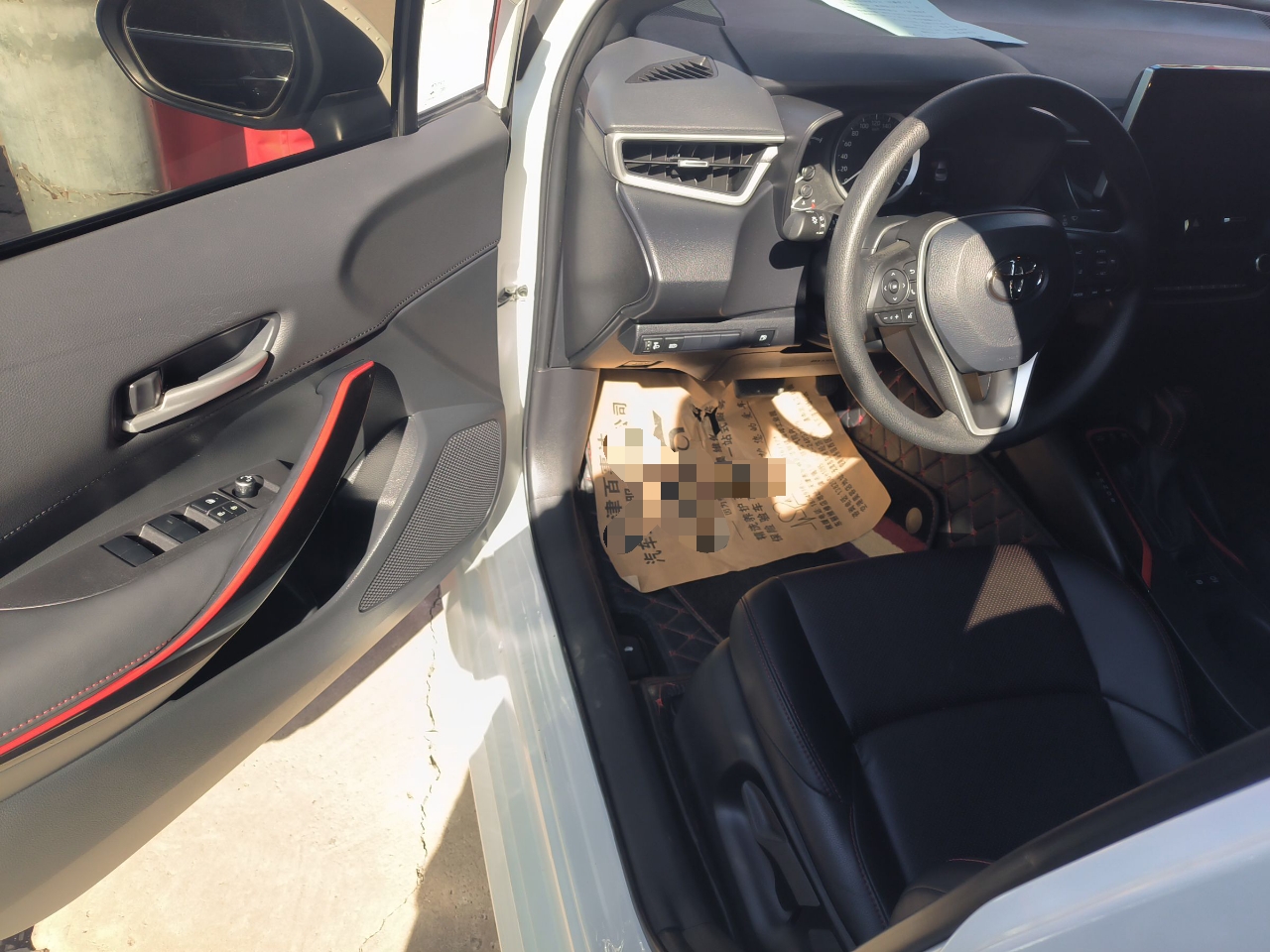 丰田 雷凌 2021款 双擎 1.8H E-CVT运动版