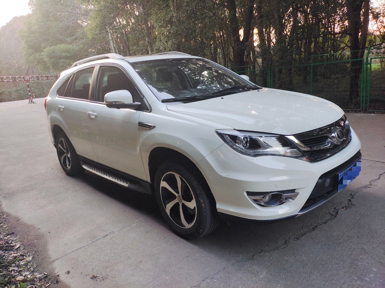 比亚迪S7 2016款 2.0T 自动尊贵型Plus