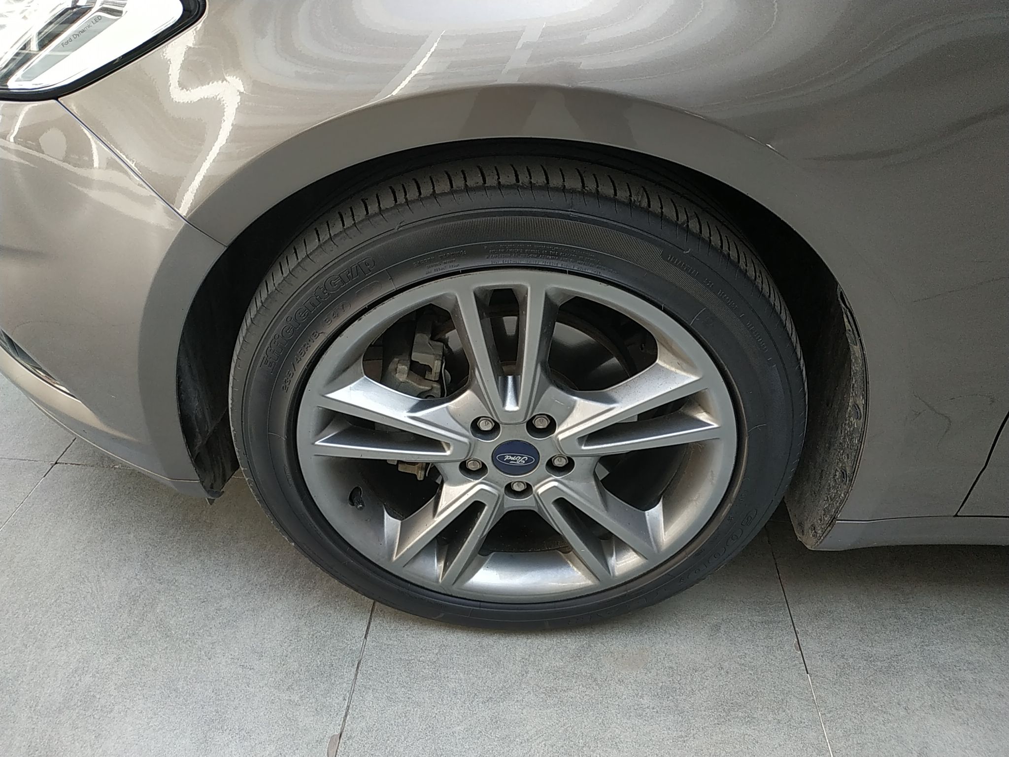 福特 蒙迪欧 2013款 2.0L GTDi240豪华运动型