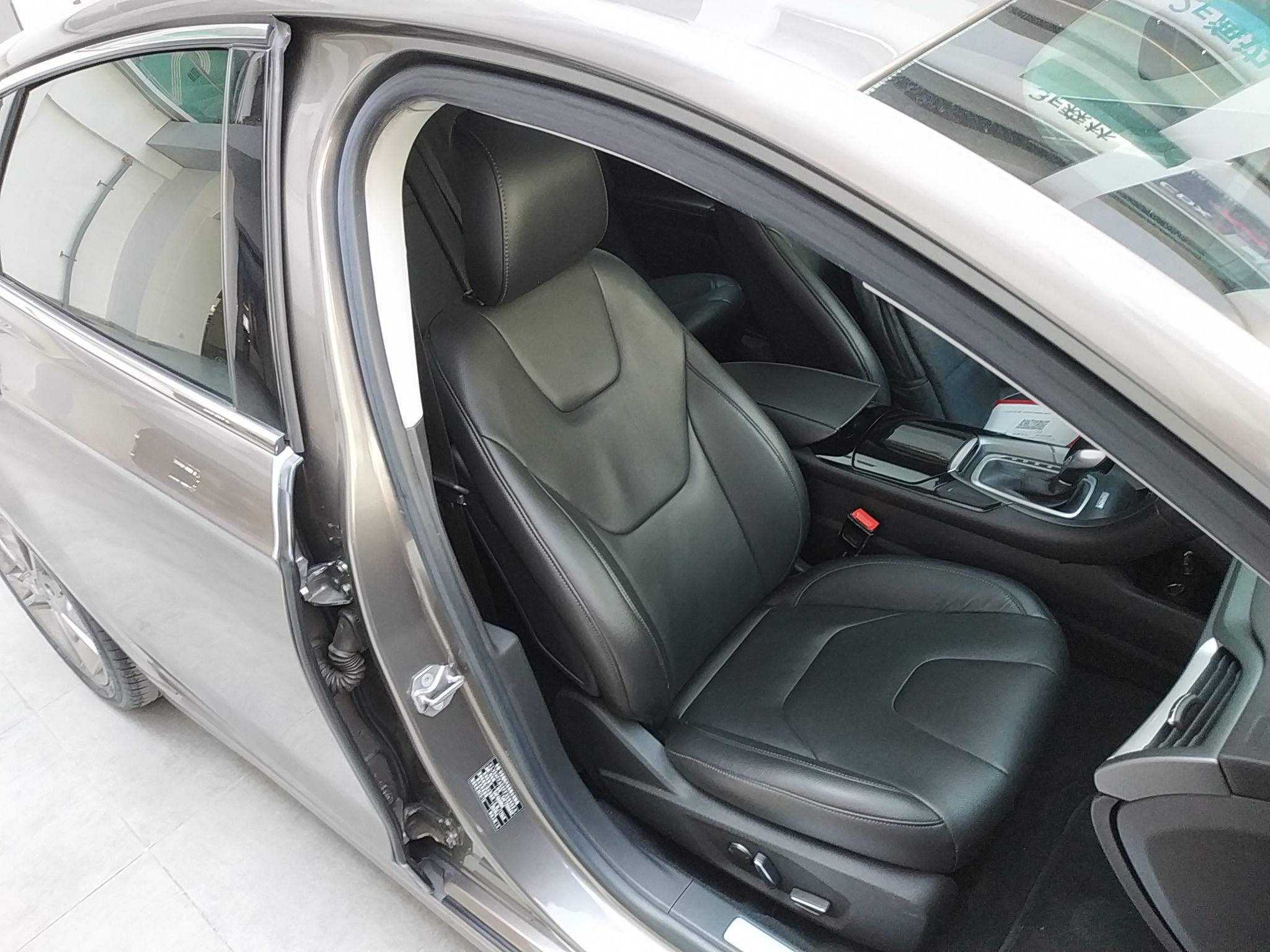 福特 蒙迪欧 2013款 2.0L GTDi240豪华运动型