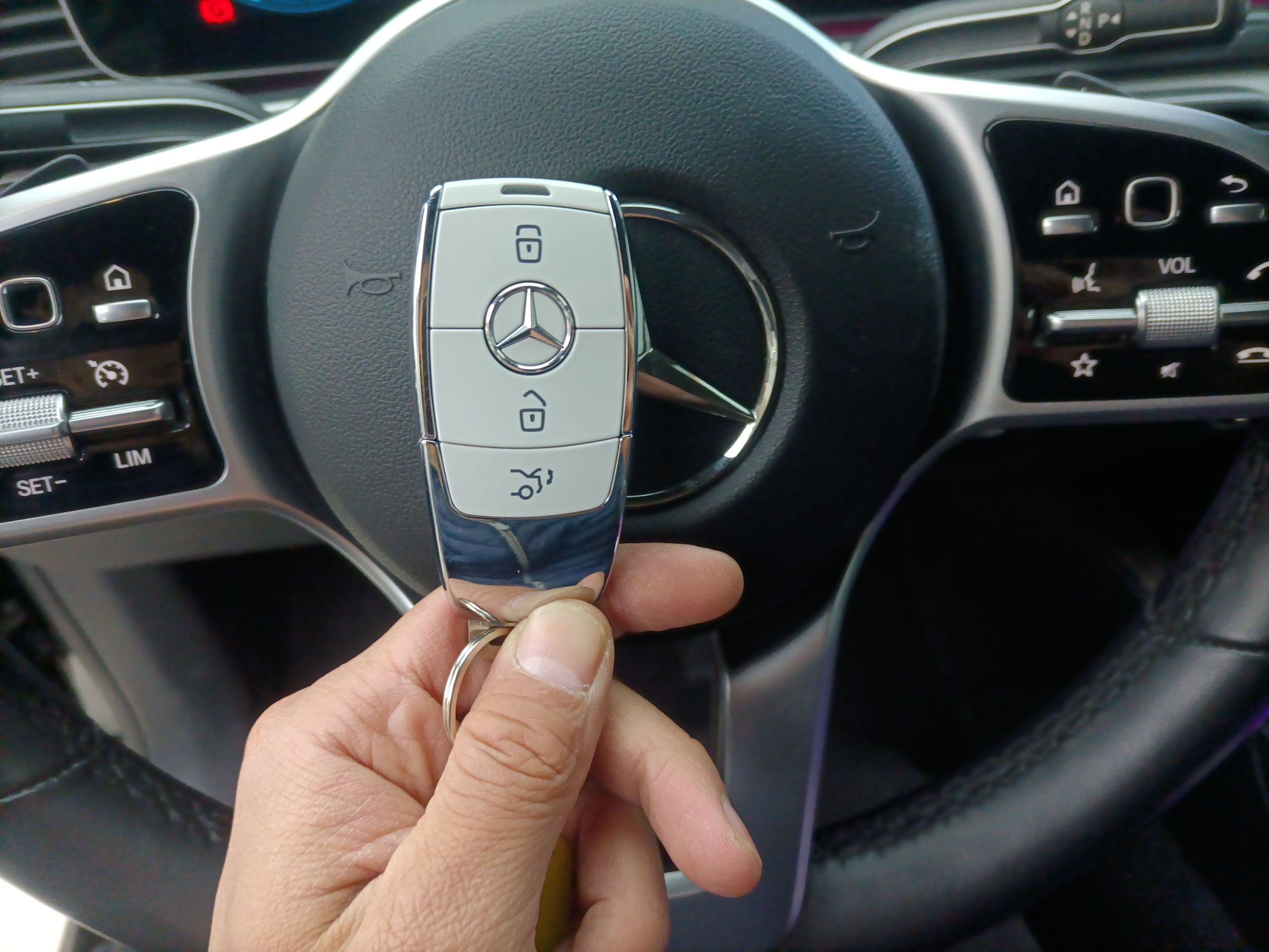 奔驰GLE级 2020款 GLE 350 4MATIC 轿跑SUV 时尚型(进口)